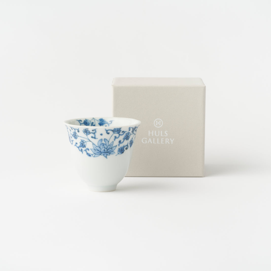 Rinka Tea Cup / Ringed Flower Arabesque