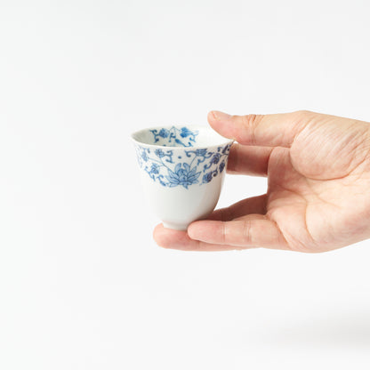 Rinka Tea Cup / Ringed Flower Arabesque