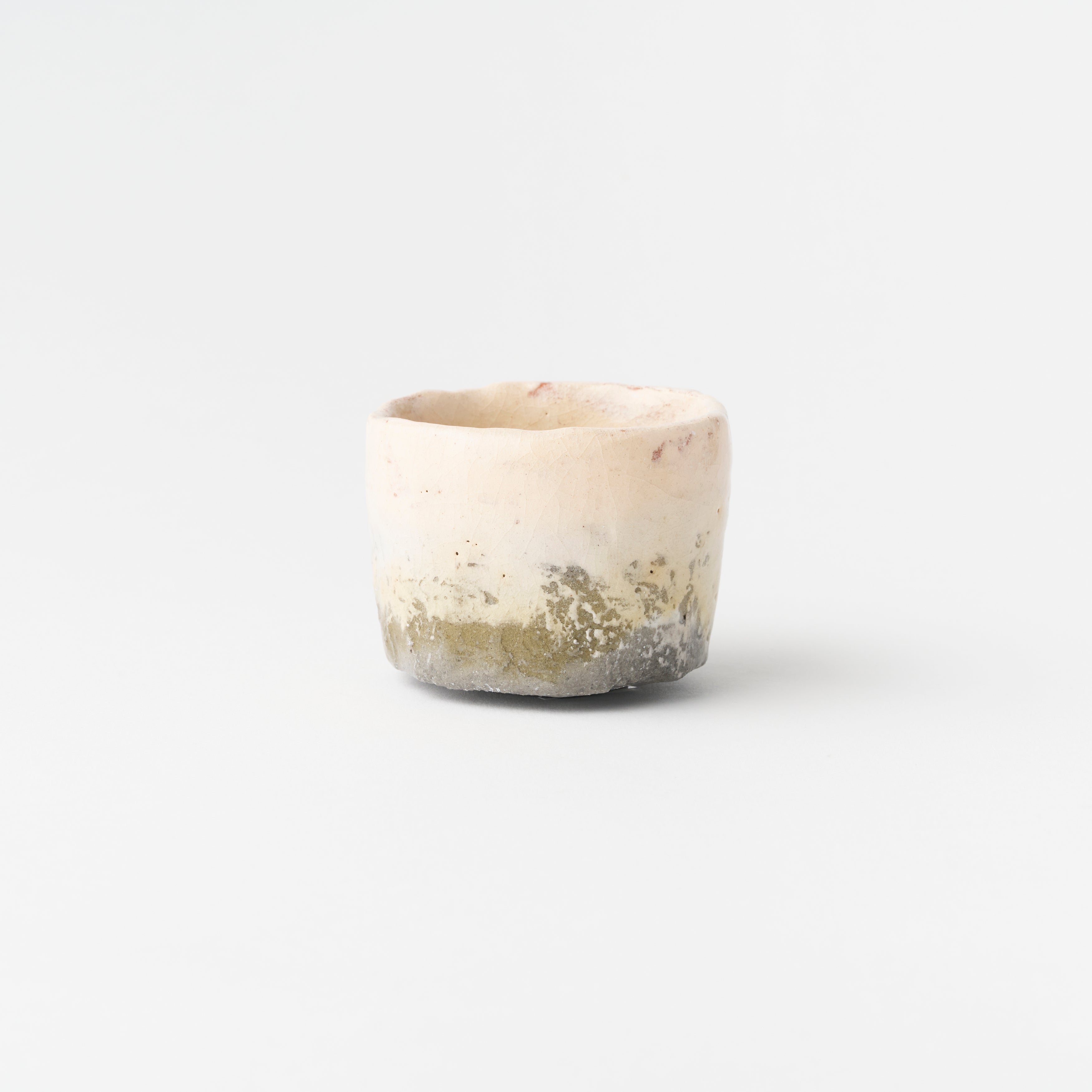 White Raku Sake Cup in Box / Fujisan (Mt. Fuji) / Hideki Yanashita