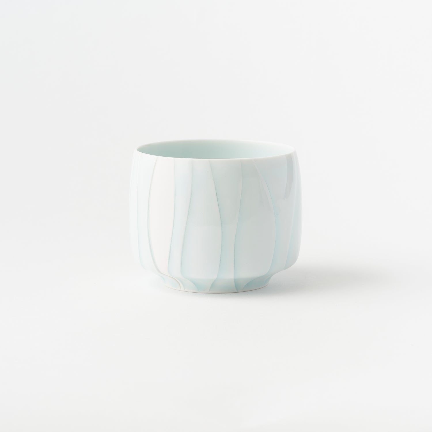 Swayed Carving "Hana"  / Hiroshi Taruta