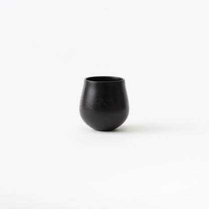 Egg Plant Cup (Black) / Akihiko Sugita
