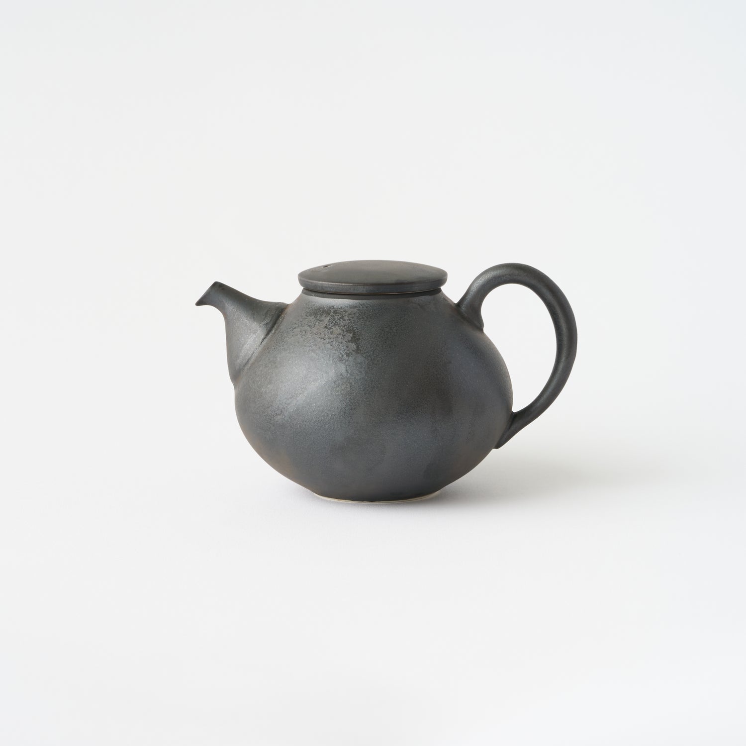 Mini Teapot / Black Glaze