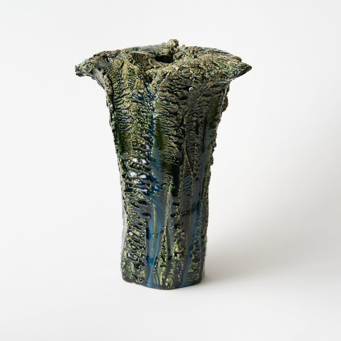 Oribe Flower Vase Y15 / Makoto Yamaguchi