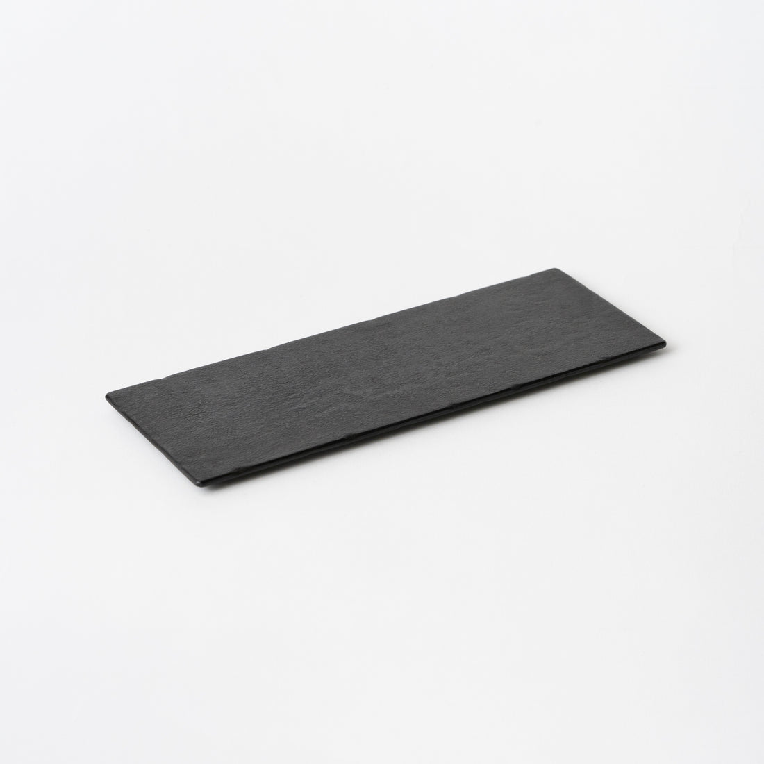 Long Slate Plate / Akihiko Sugita
