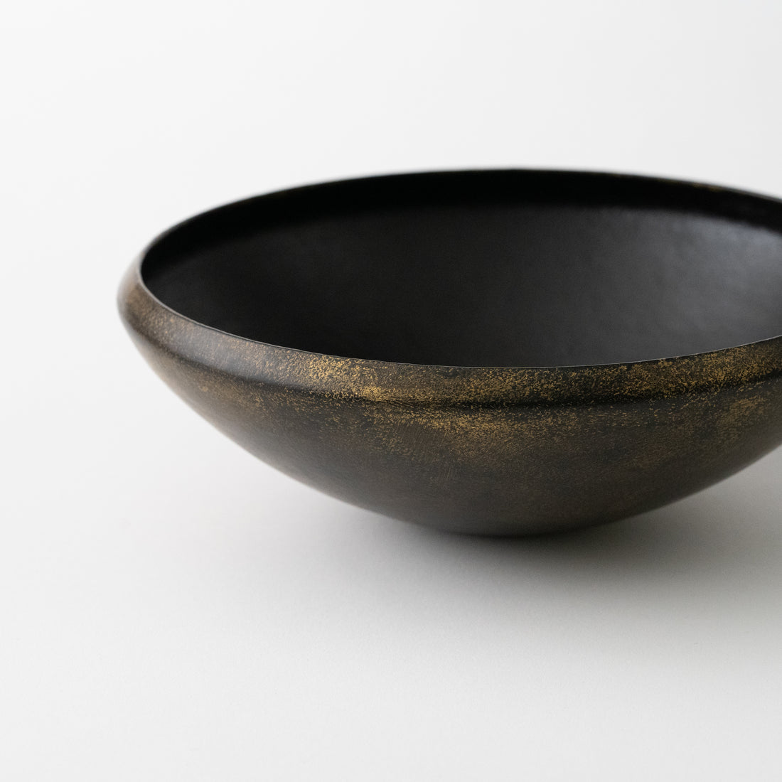 Teppachi Gold Shallow Bowl (S) / Akihiko Sugita