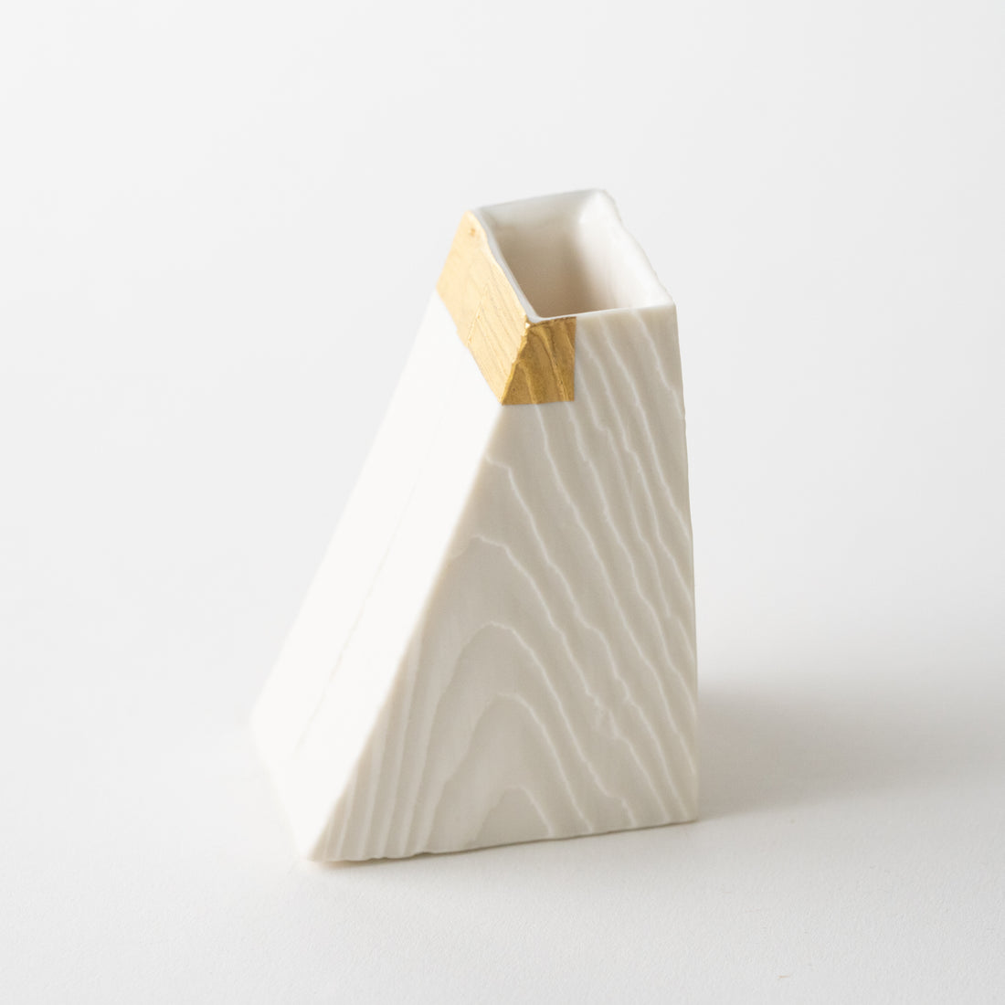 Wood Grain Vase (Gold) / Ryosuke Ando
