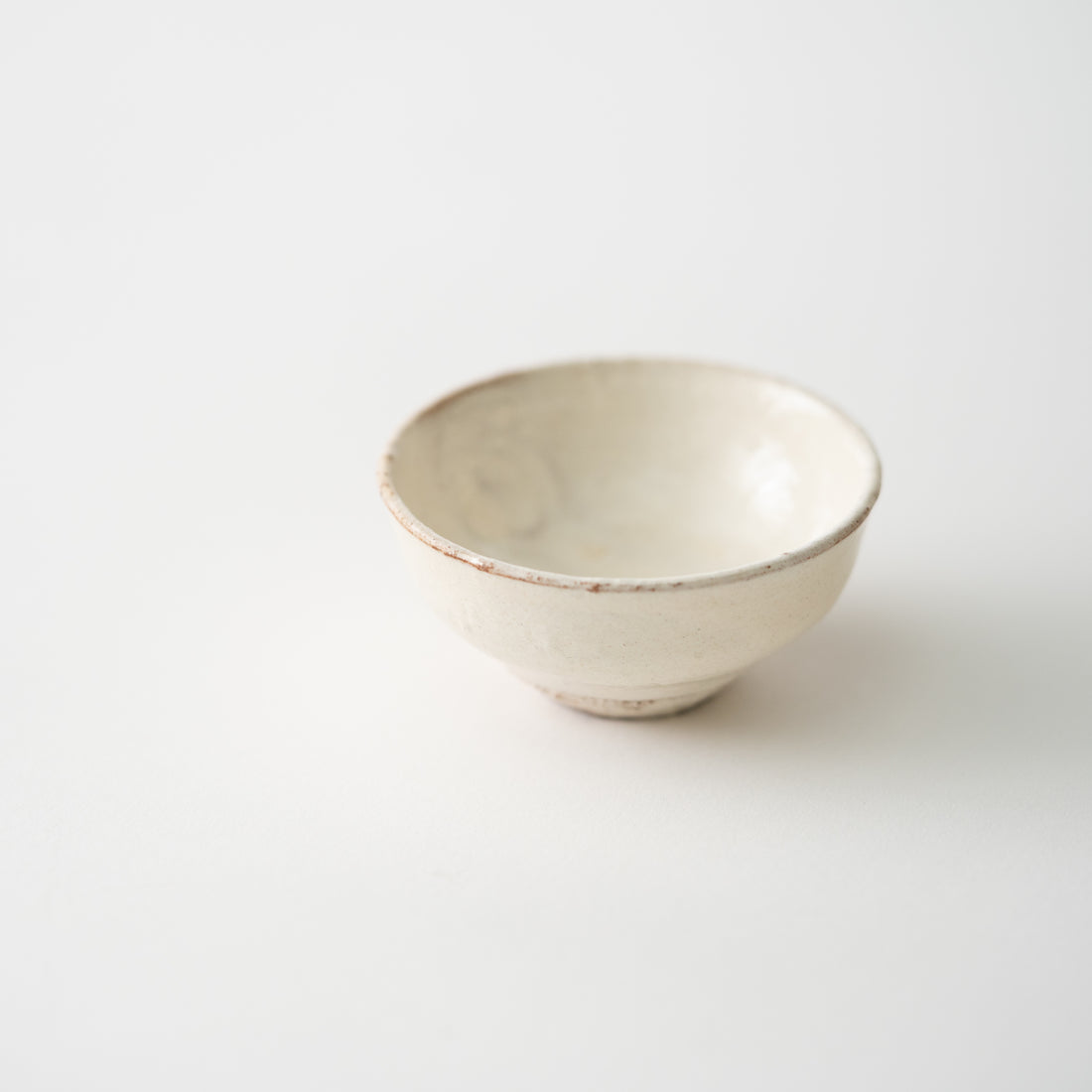 Hagi Kohiki Sake Cup (B) / Tori Yoshino