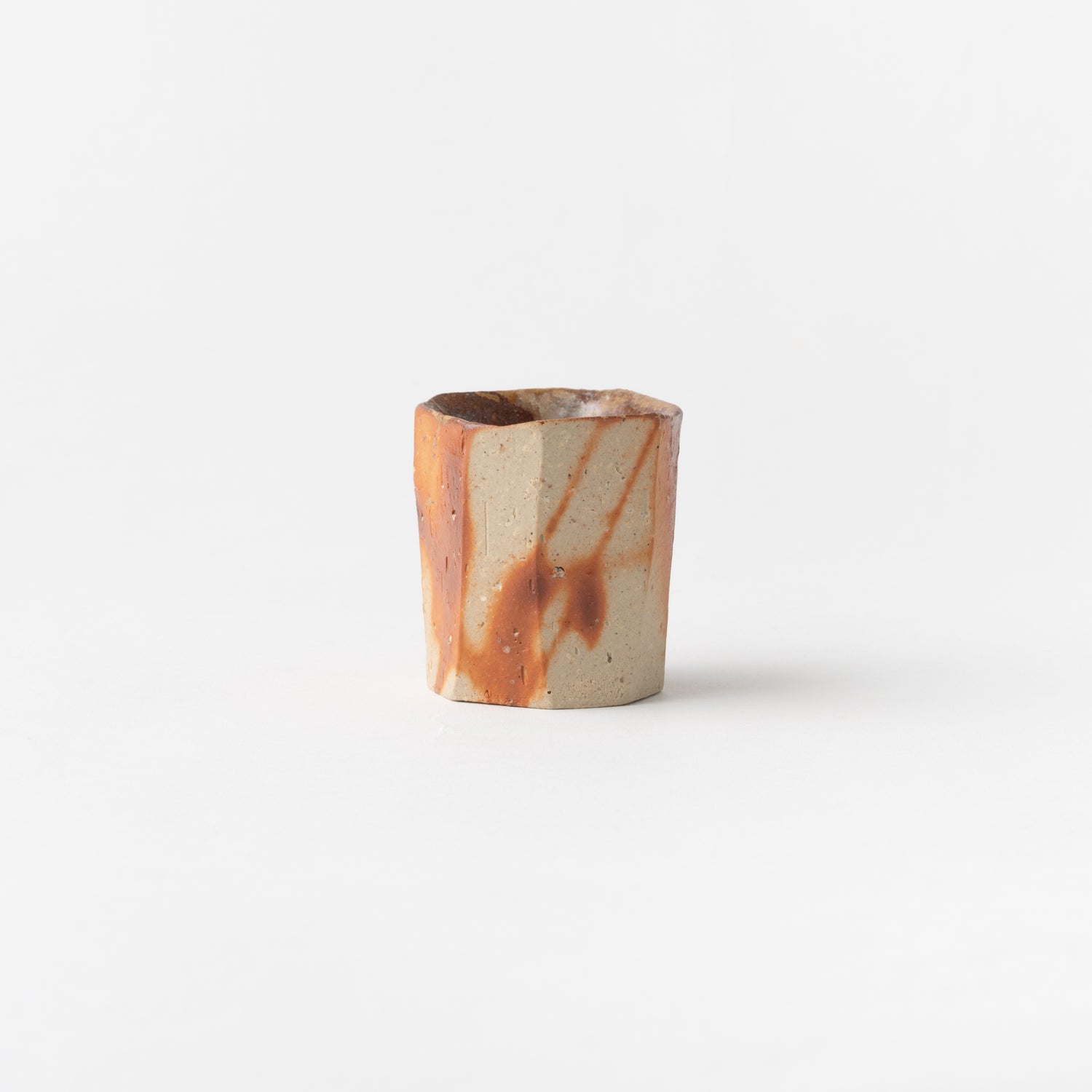 Bizen Square Sake Cup 8-1 / Koichiro Isezaki