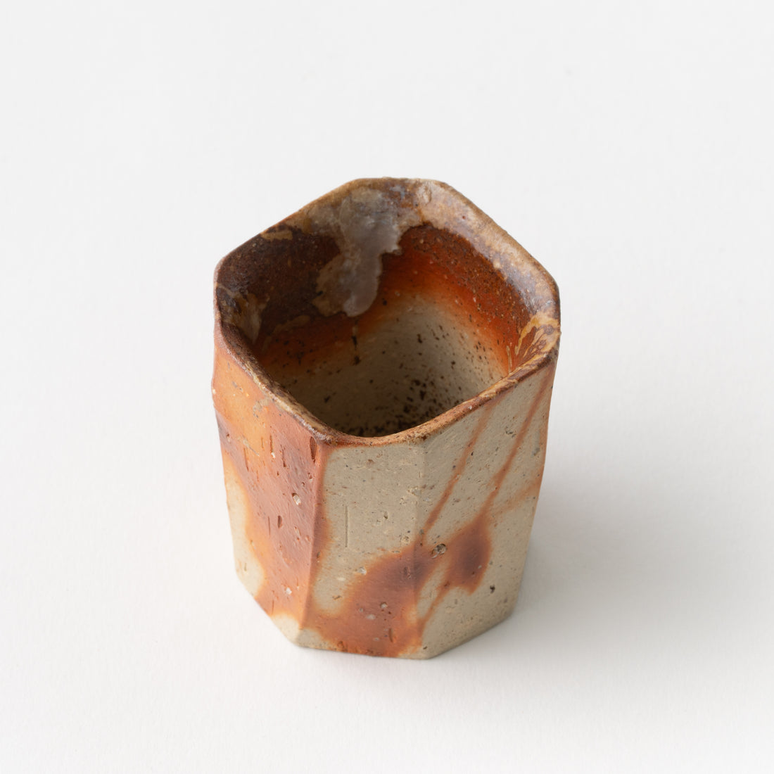 Bizen Square Sake Cup 8-1 / Koichiro Isezaki