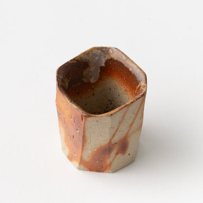 Bizen Square Sake Cup 8-1 / Koichiro Isezaki