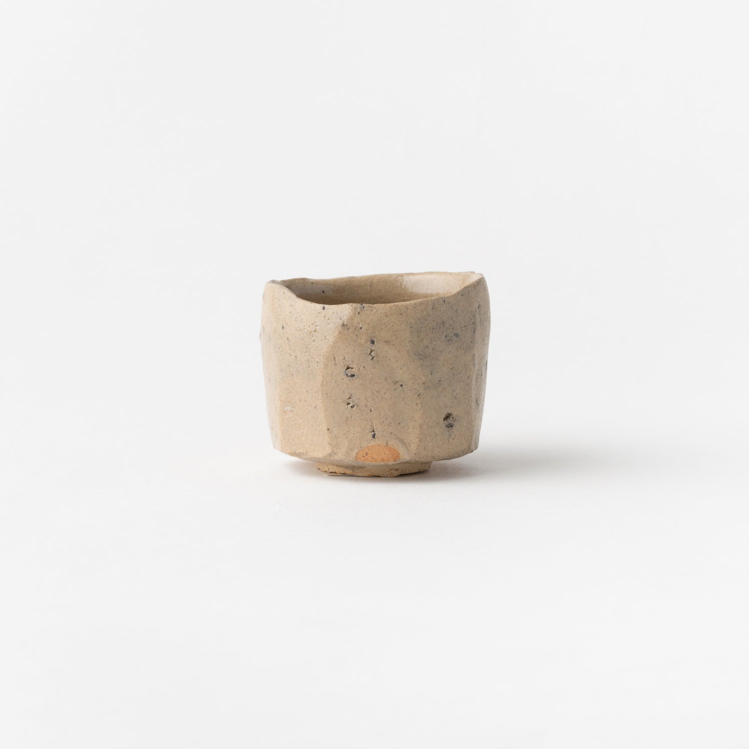 No.6 Karatsu Faceted Sake Cup / Raizan Yasunaga