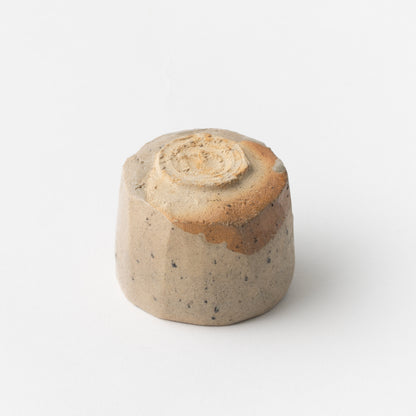 No.6 Karatsu Faceted Sake Cup / Raizan Yasunaga