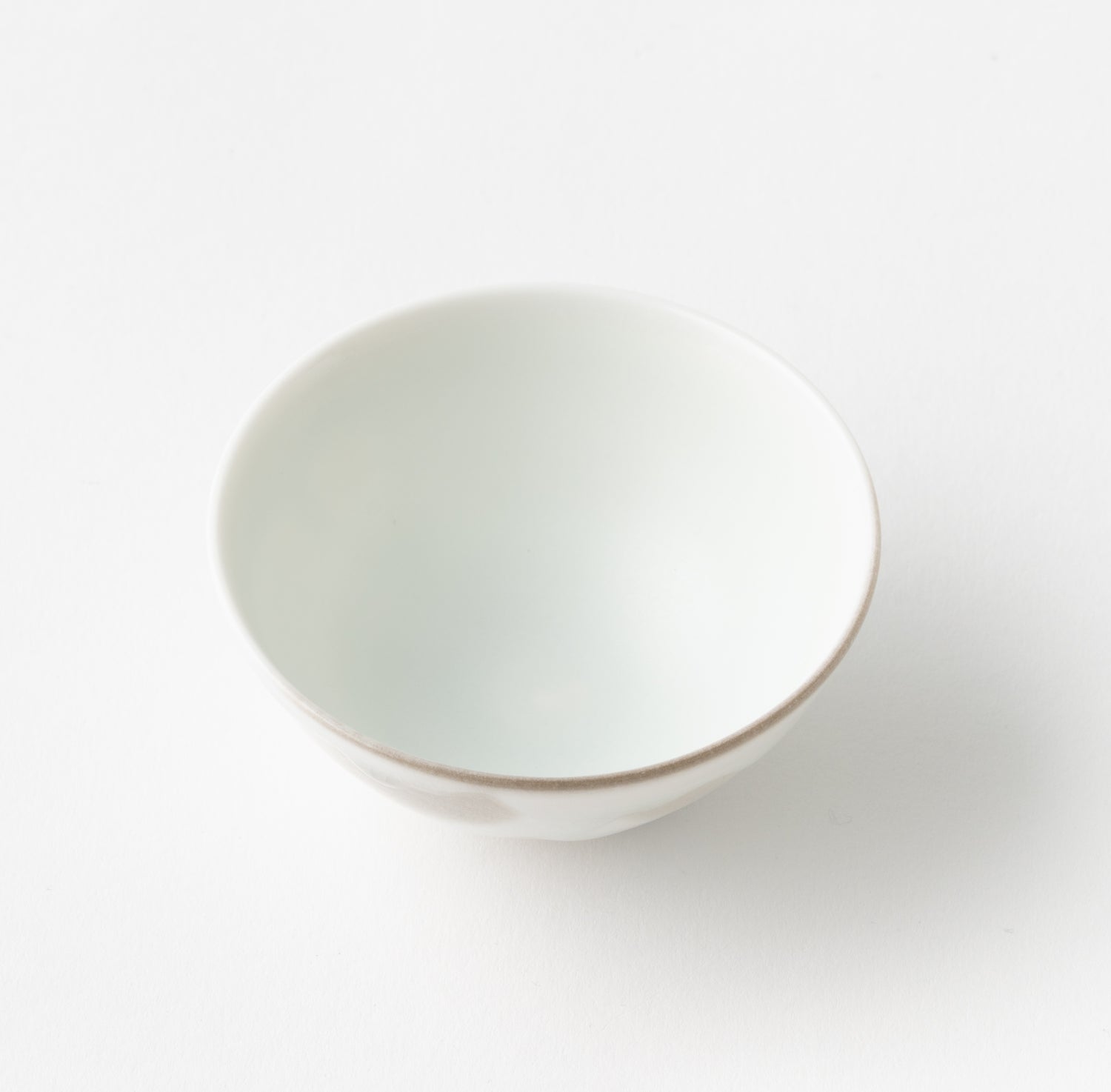 Sake Cup Noborigama-Fired "NU" with Wooden Box / Hiroshi Taruta