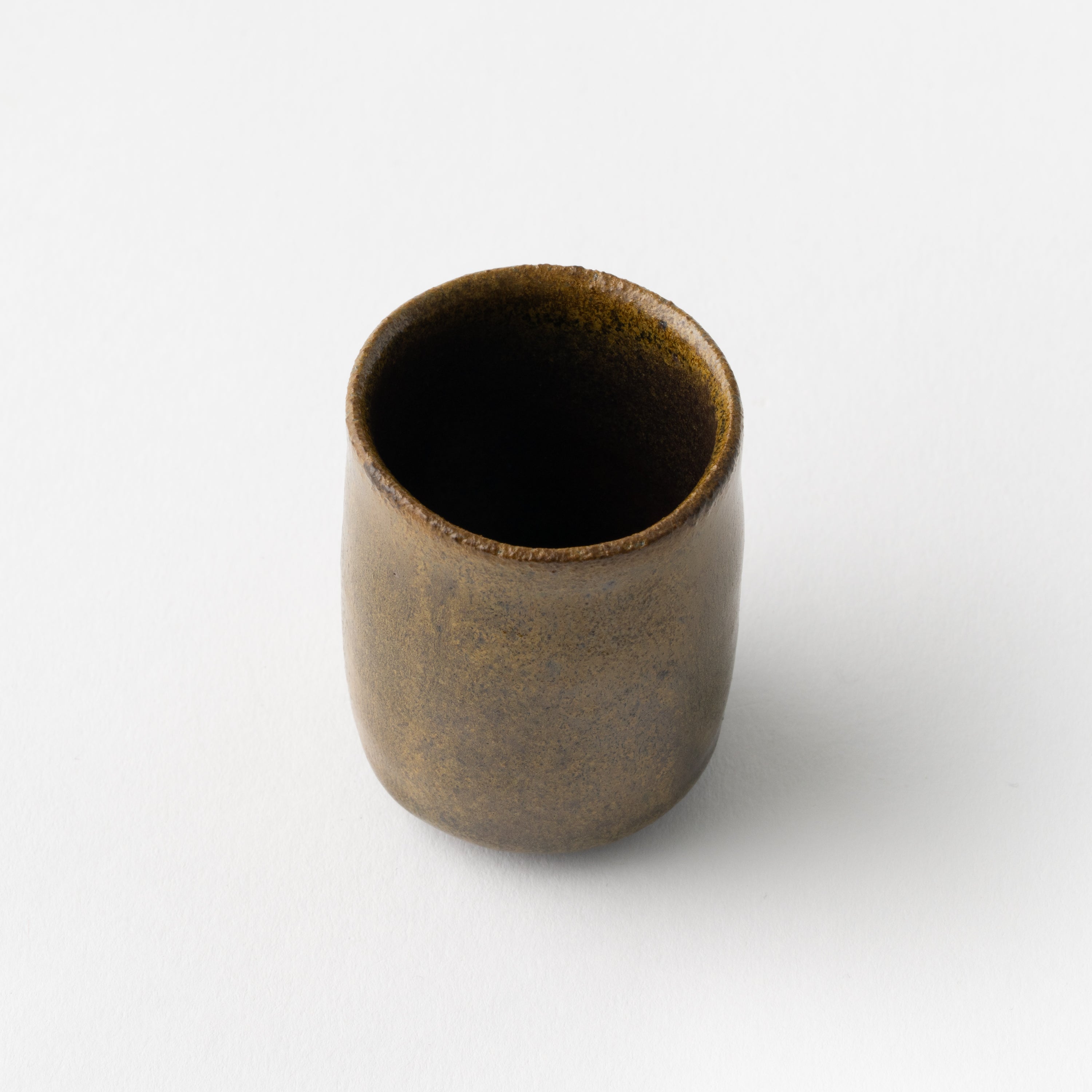 Black Karatsu Sake Cup / Rui Mito