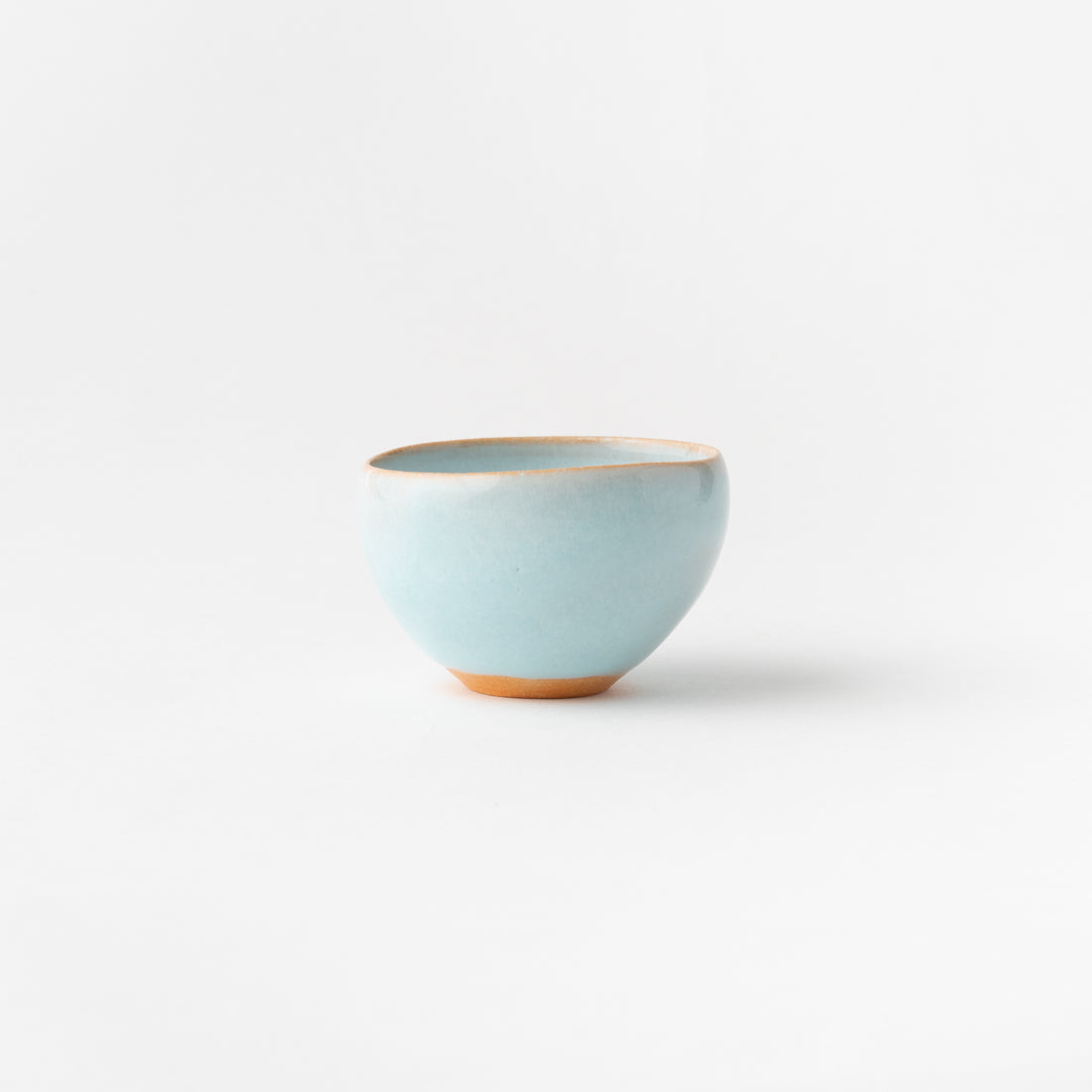 No. 1 Sake Cup with Pale Blue Glaze in Box (A)/ Yasushi Okada