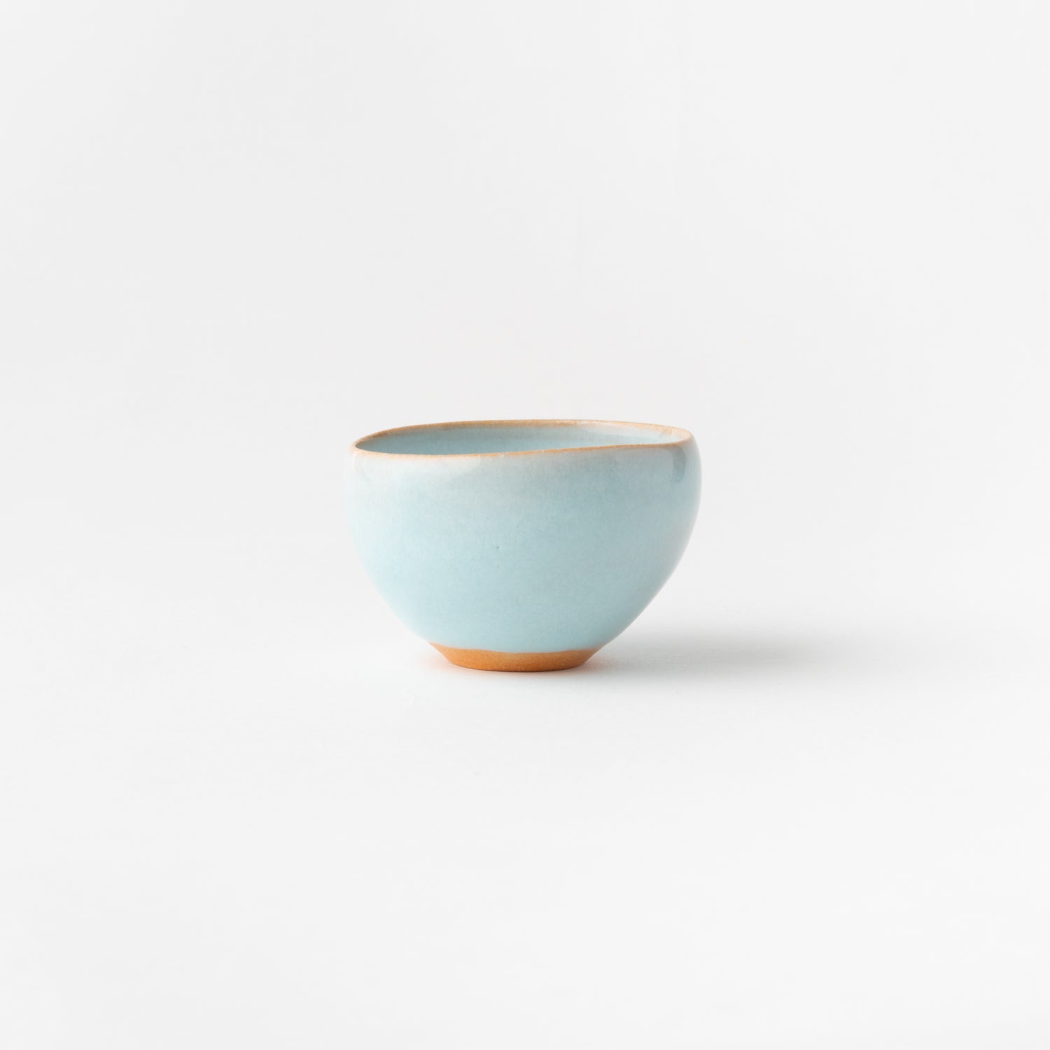 No. 1 Sake Cup with Pale Blue Glaze in Box (A)/ Yasushi Okada