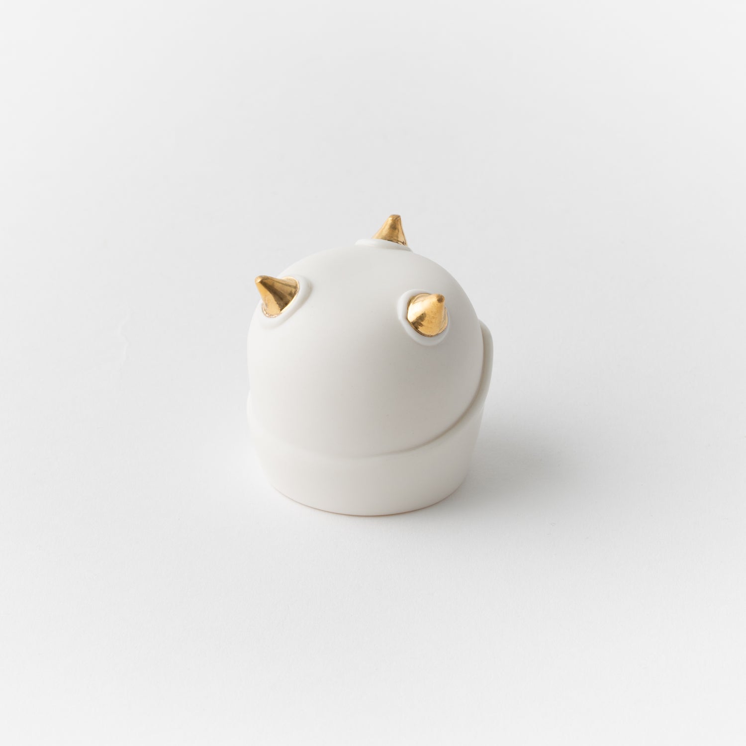 Dip Round Sake Cup with Spikes / Gold / Ryosuke Ando