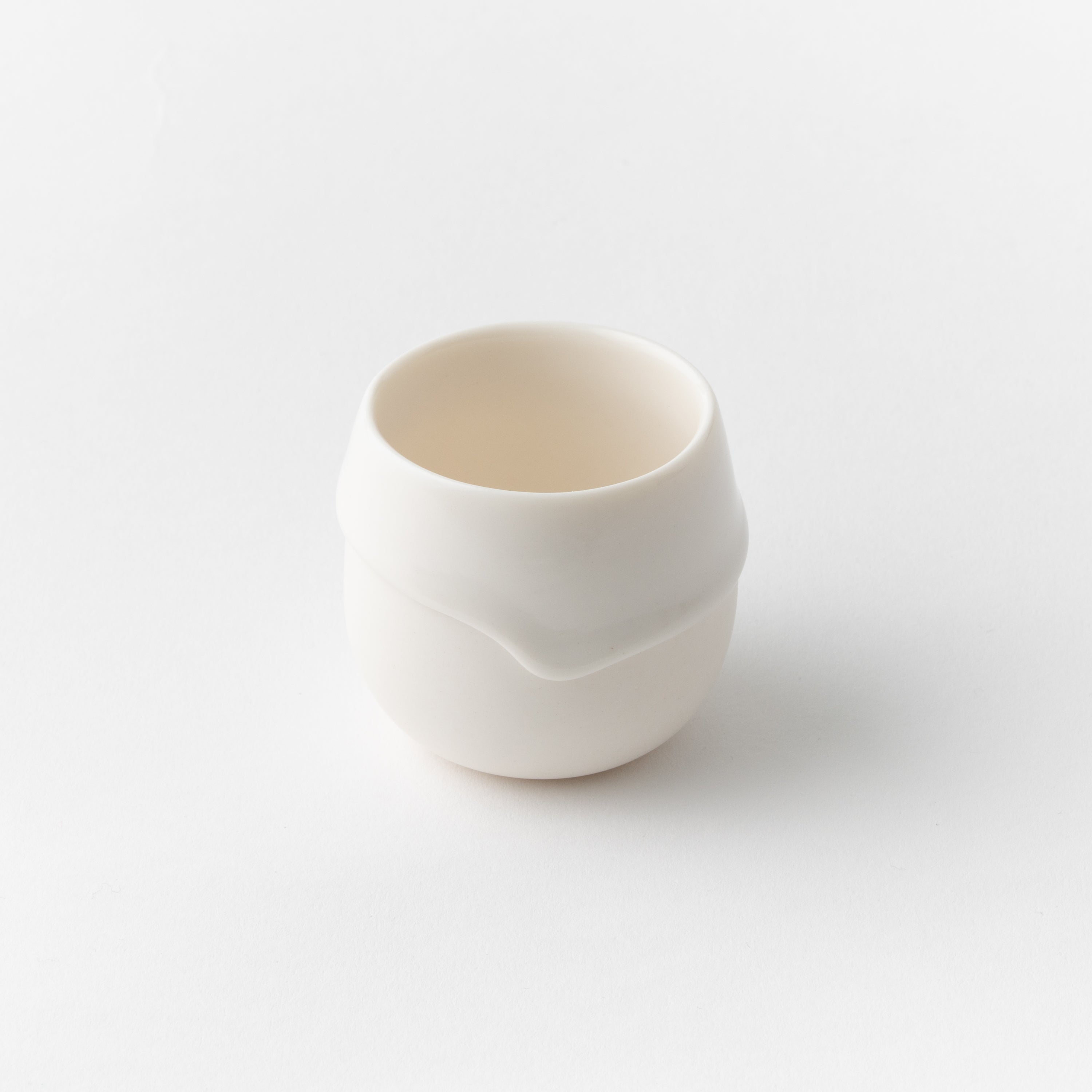 Dip Round Sake Cup / Ryosuke Ando