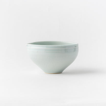 White Porcelain Sake Server / Shinji Terauchi