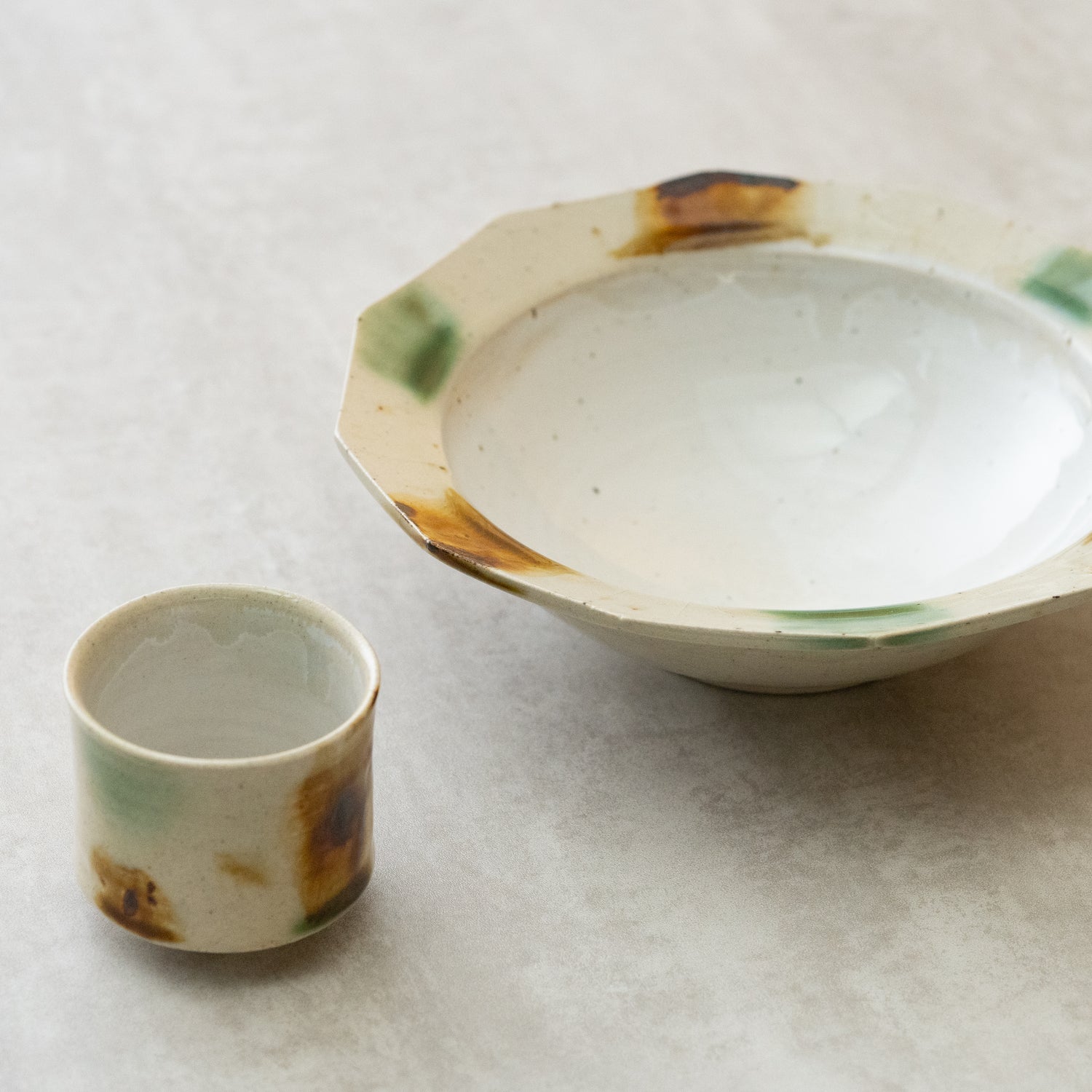 Yusai Dodecagonal Shallow Bowl / Sho Kumamoto