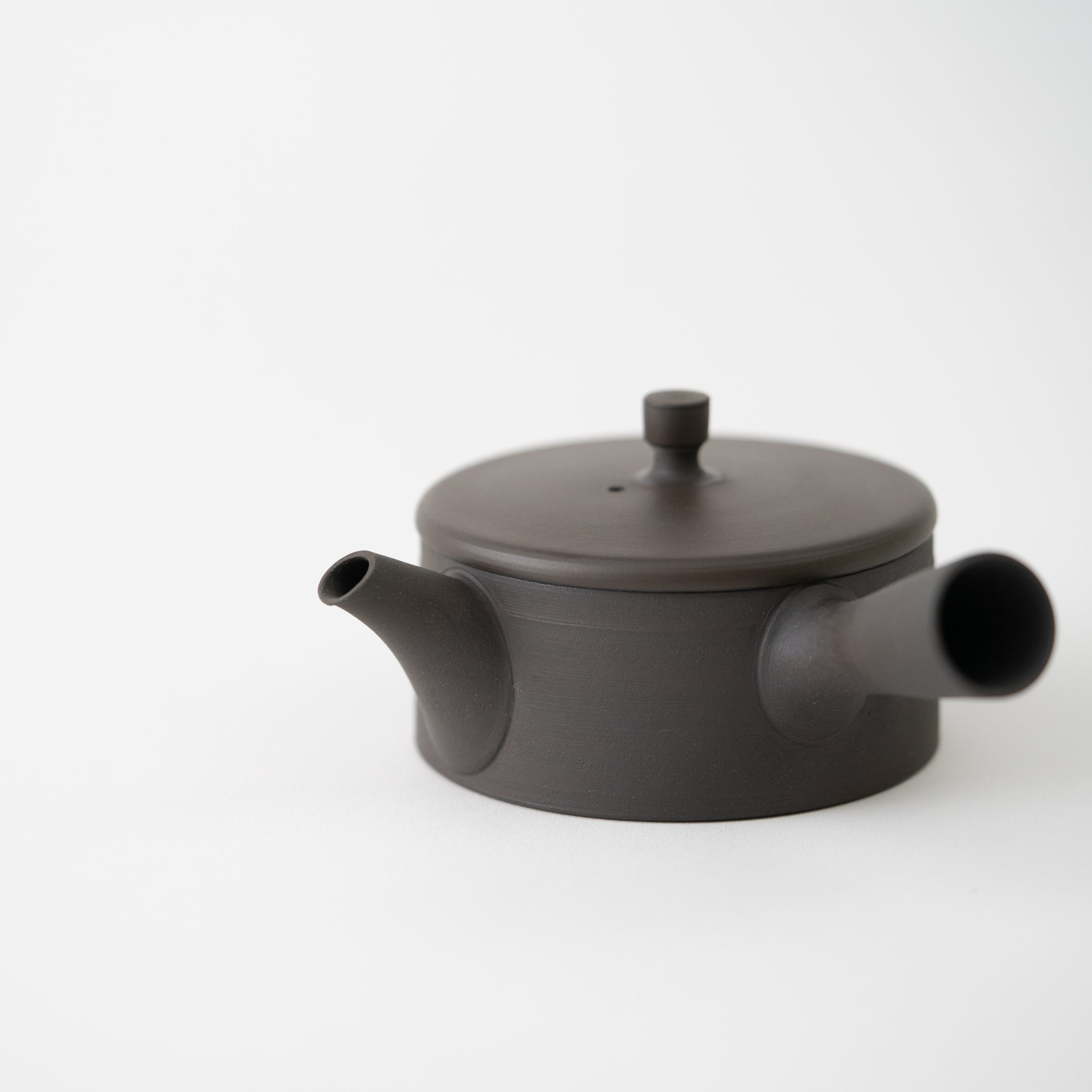 Cylindrical Teapot / Black