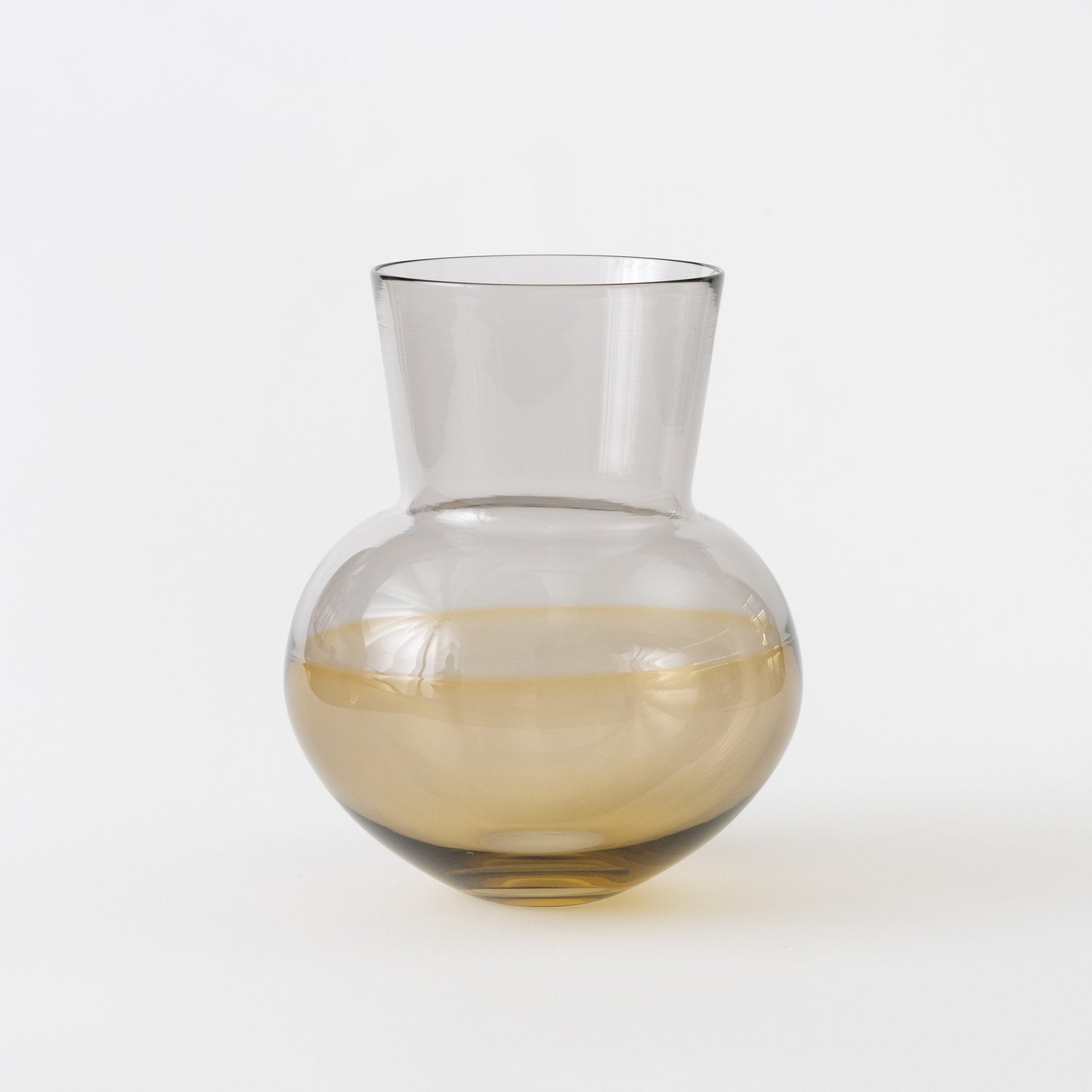 No.19 Amber on Gray Vase / Takeyoshi Mitsui