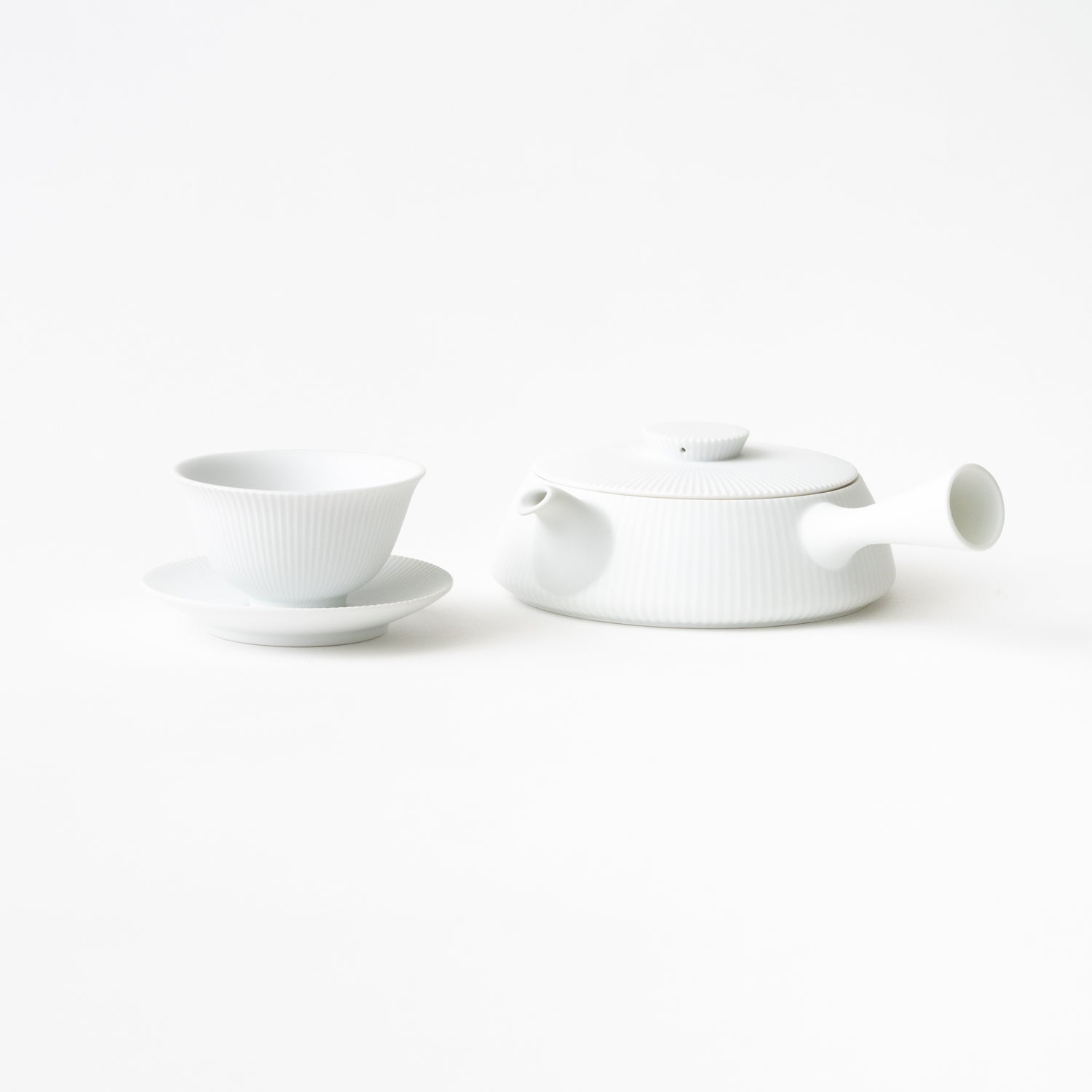 Shinogi Cup with Saucer / Matte White