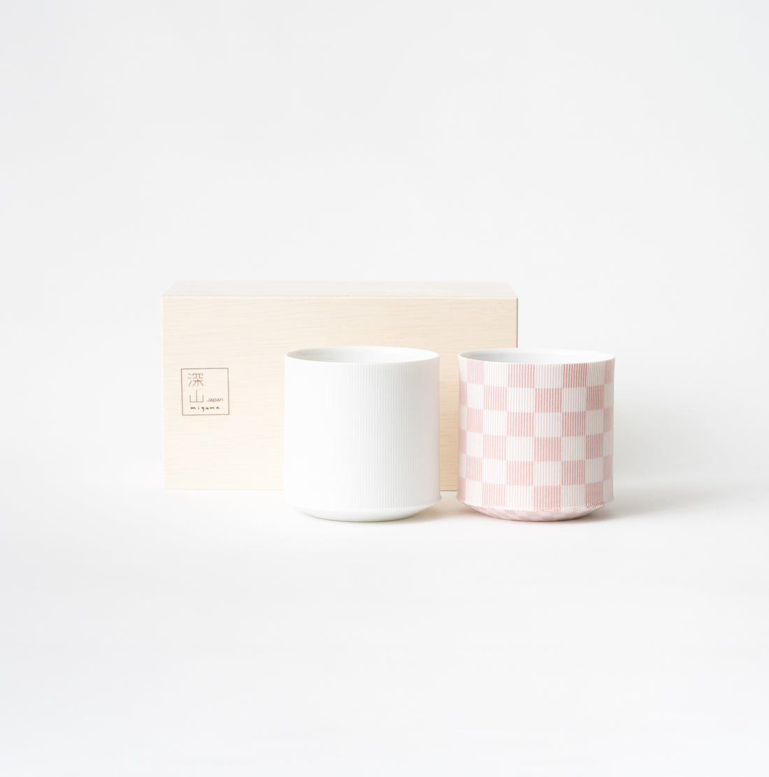 Kooci Pair Rock / Red & White
