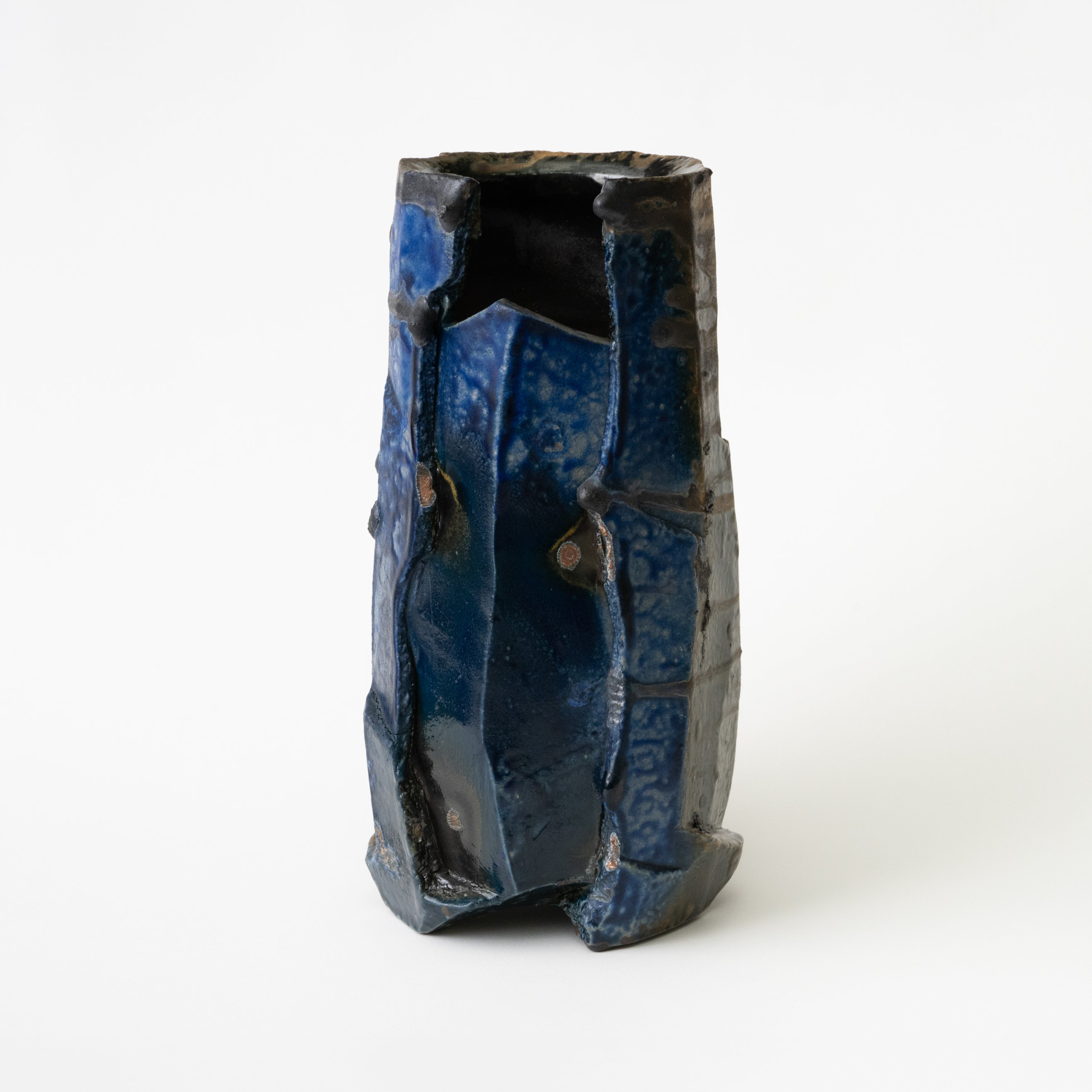 Yohen Blue Flower Vase / Takashi Baba