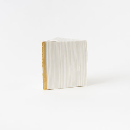 Triangular Wood Grain Vase (Gold) / Ryosuke Ando