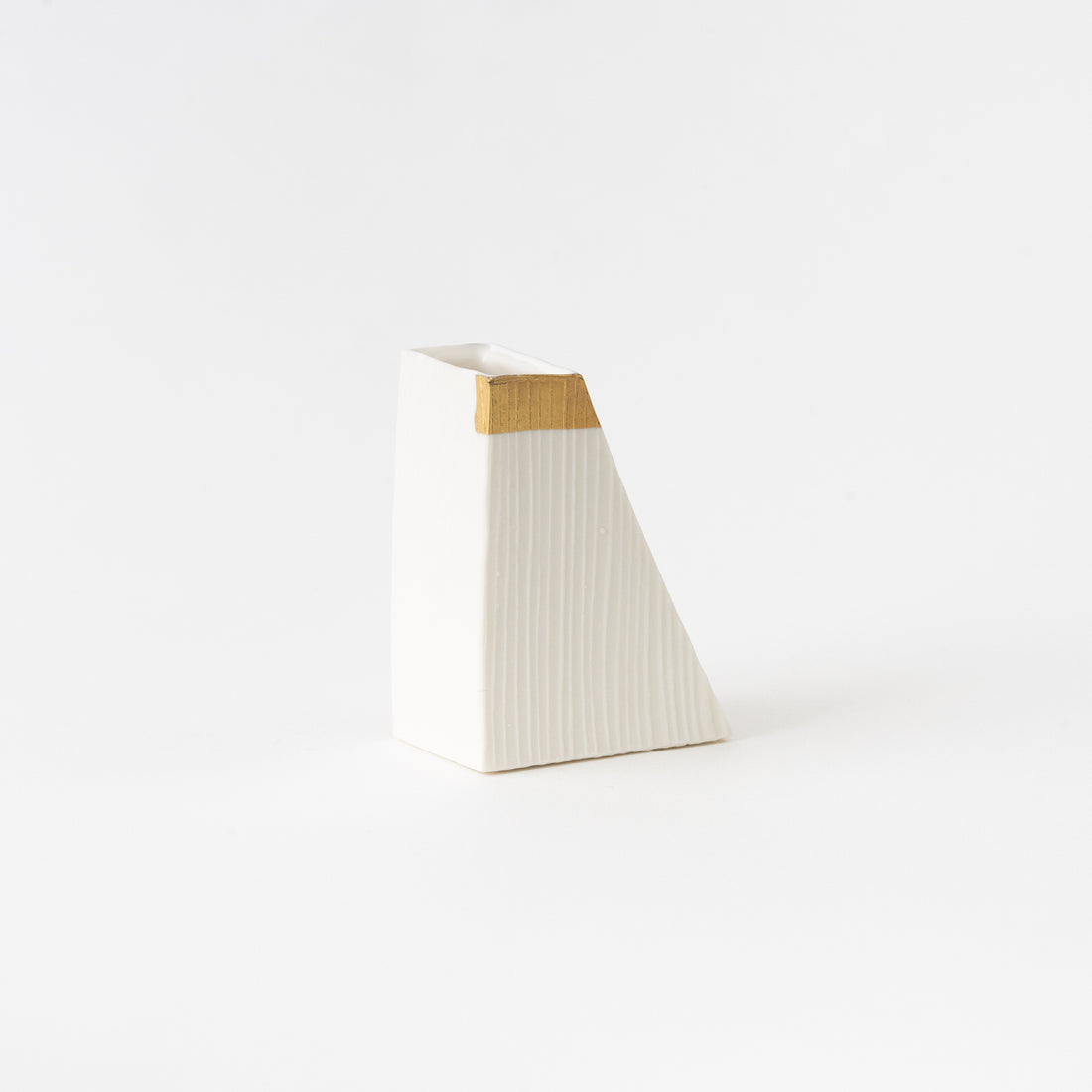 Wood Grain Vase (Gold) / Ryosuke Ando