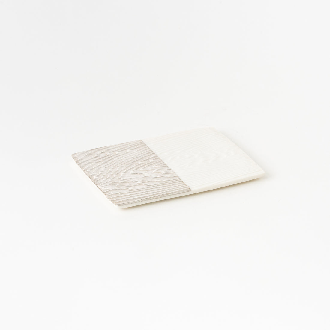 Wood Grain Rectangular Plate (Silver) / Ryosuke Ando