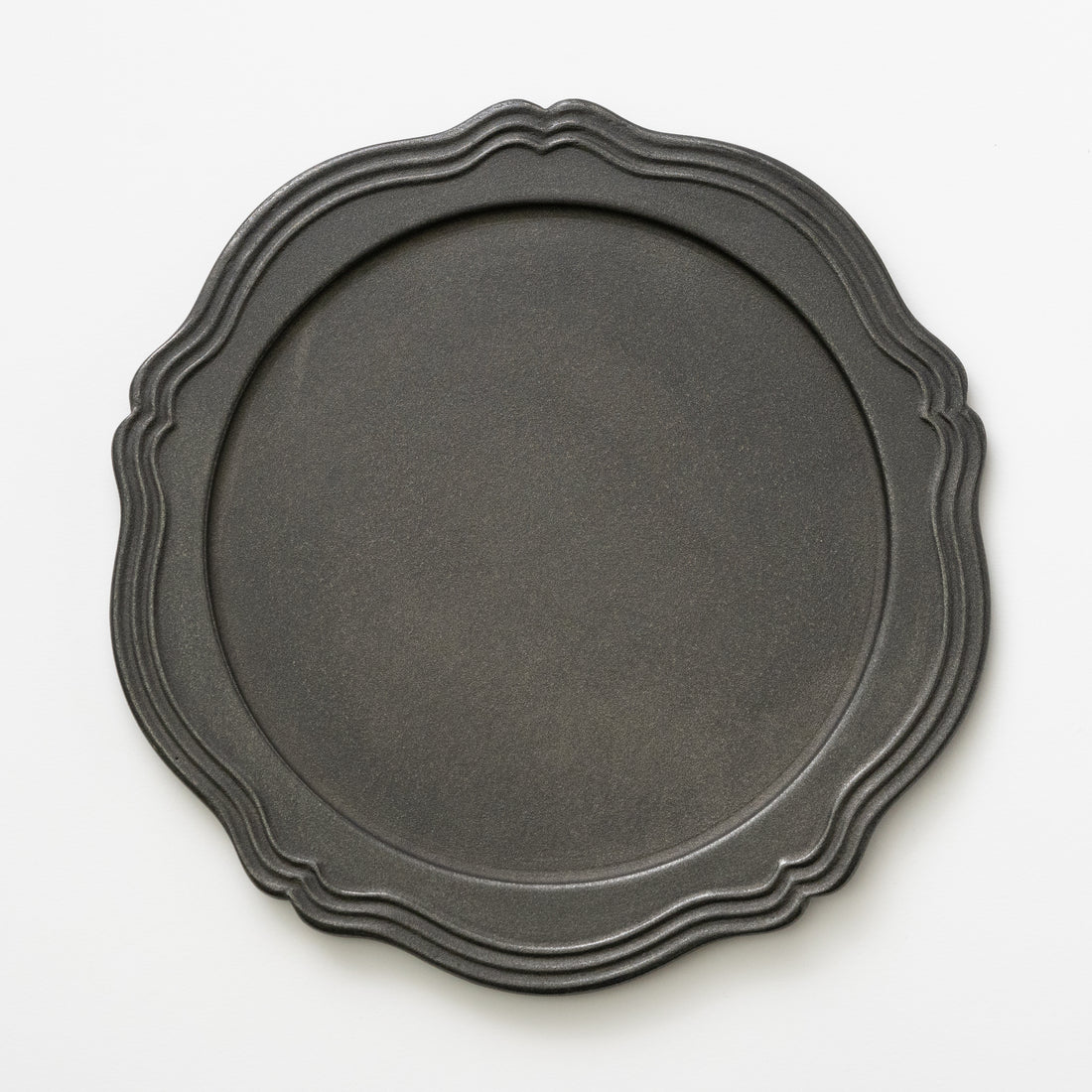 Round Flower Plate (L) / Takao Togashi