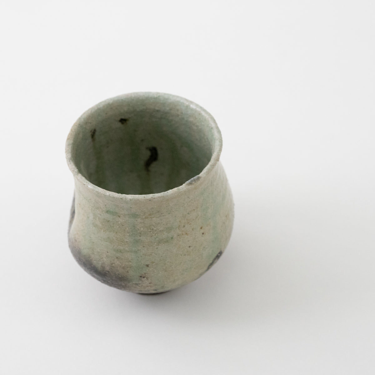 Ash Glaze Tea Cup (A) / Eijiro Tokunaga