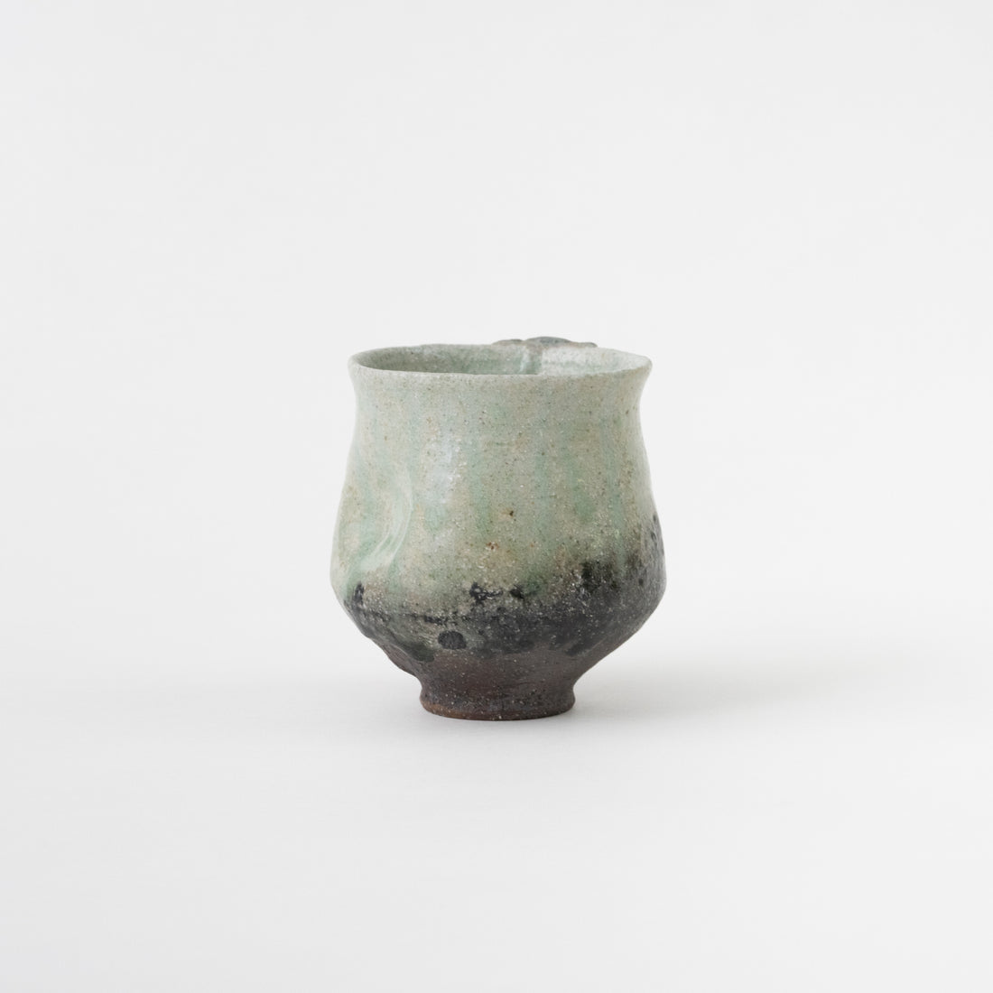 Ash Glaze Tea Cup (B) / Eijiro Tokunaga