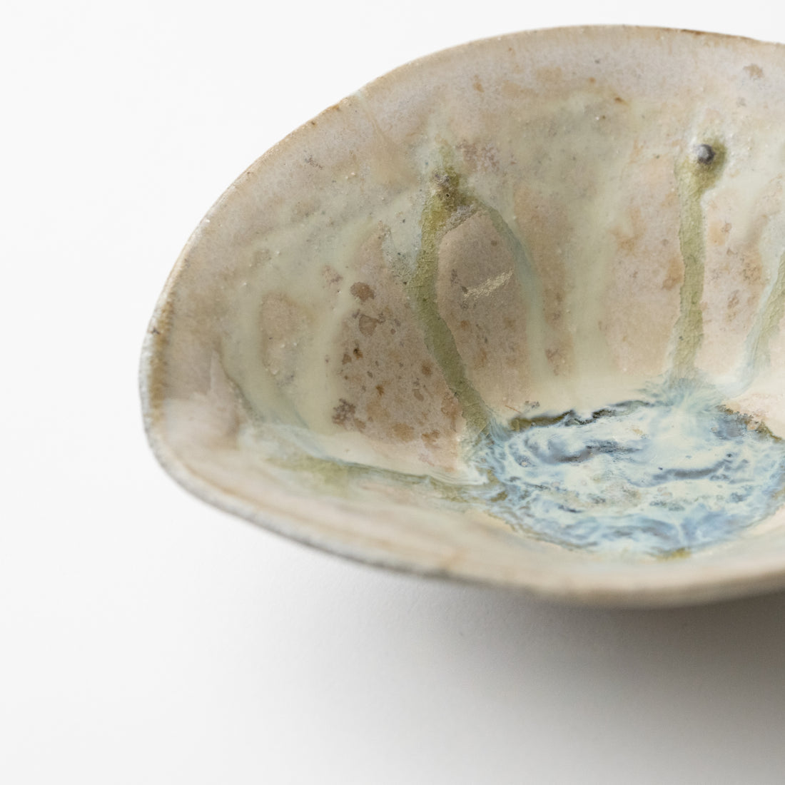 Ryumon Hakurei Flower-Shaped Bowl (A) / Eijiro Tokunaga