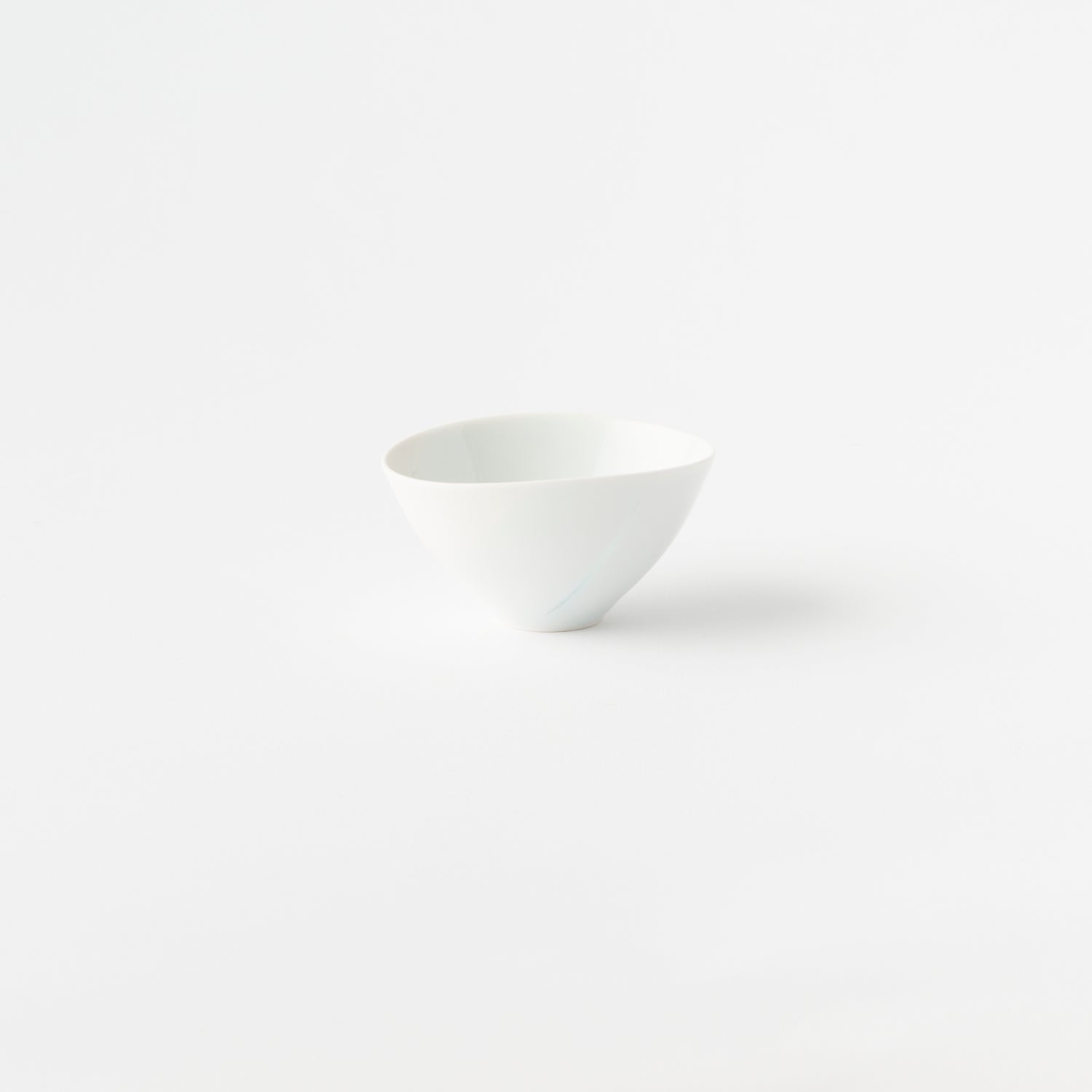 Line of Light Sake Cup / Hiroshi Taruta