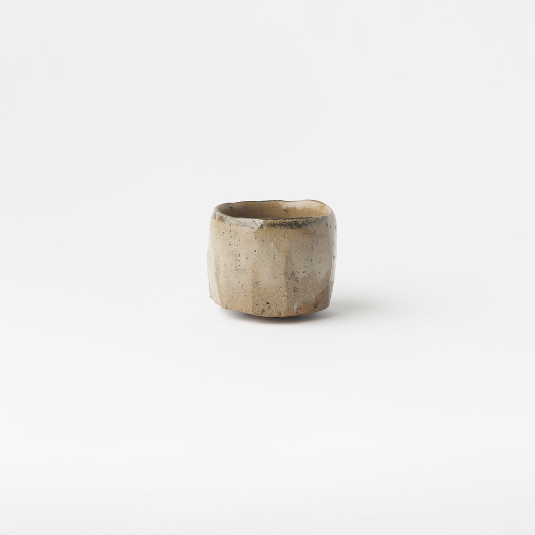 No.10 Kawakujira Sake Cup / Raizan Yasunaga