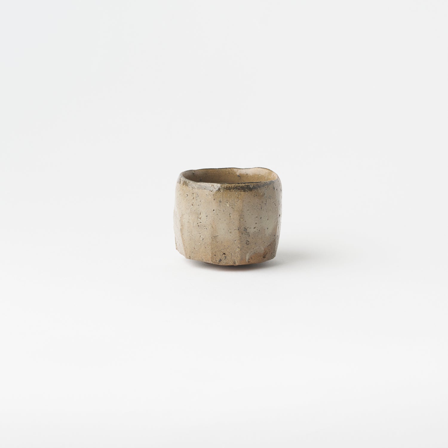 No.10 Kawakujira Sake Cup / Raizan Yasunaga