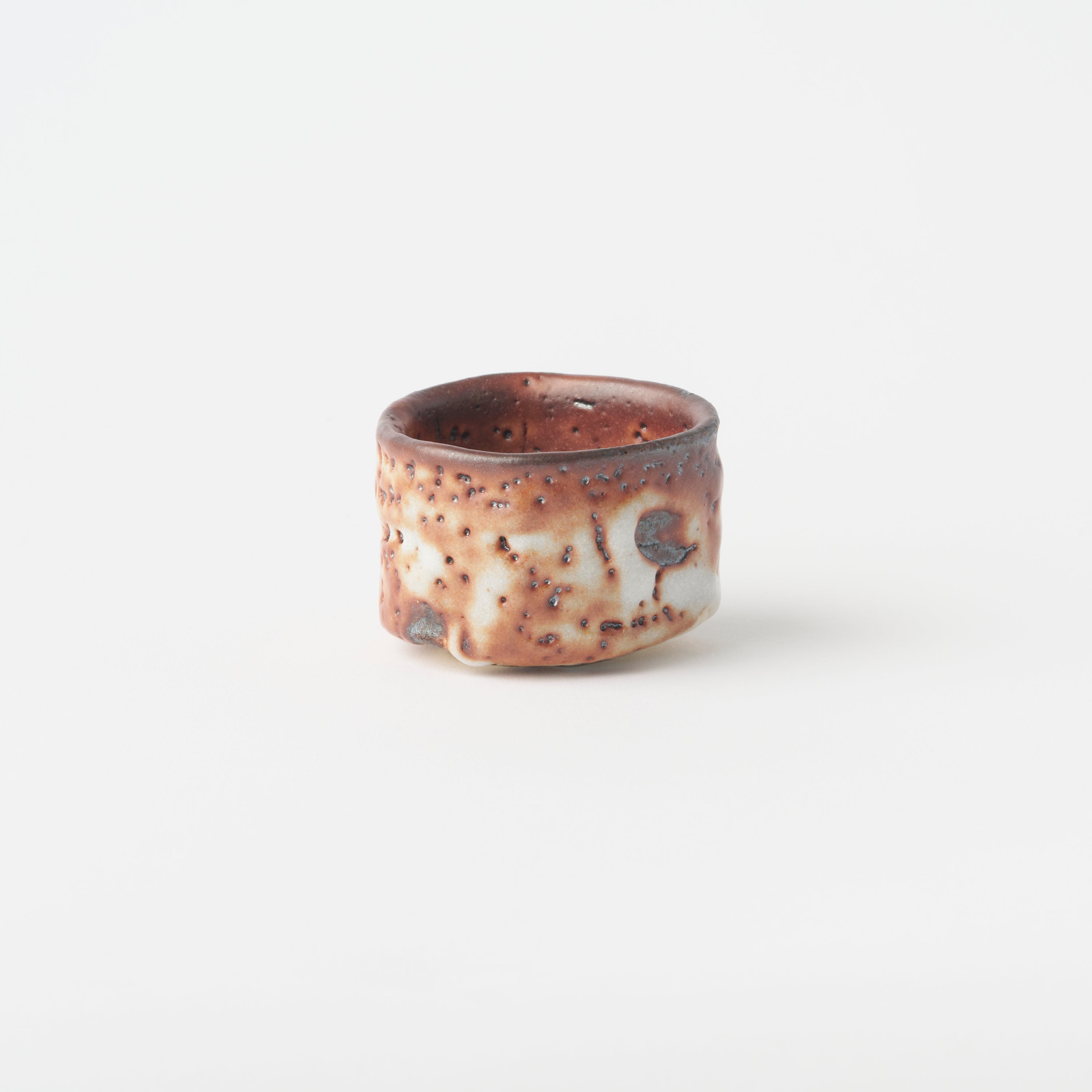 No.29 Nezumi-Shino Style (Gray) Sake Cup / Ryotaro Kato