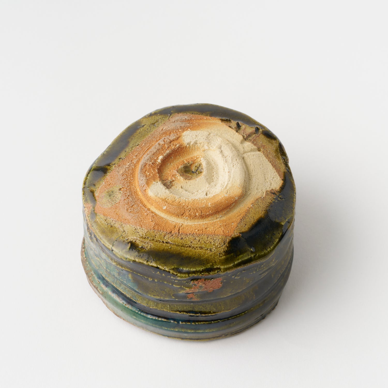 No.47 Oribe Style Tea Bowl (Ikuri) / Ryotaro Kato