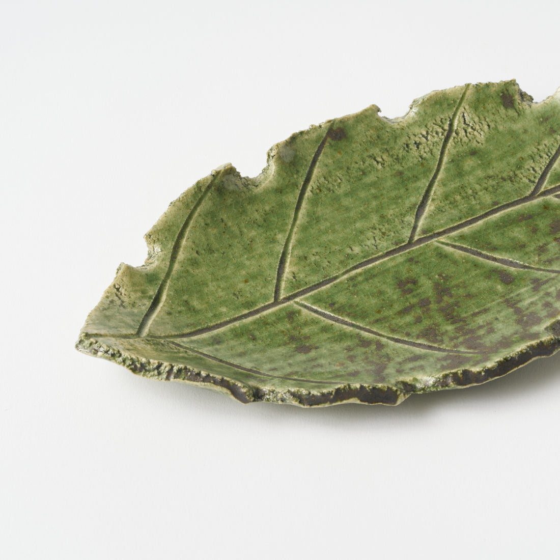 Oribe Leaf Plate / Hideki Yanashita