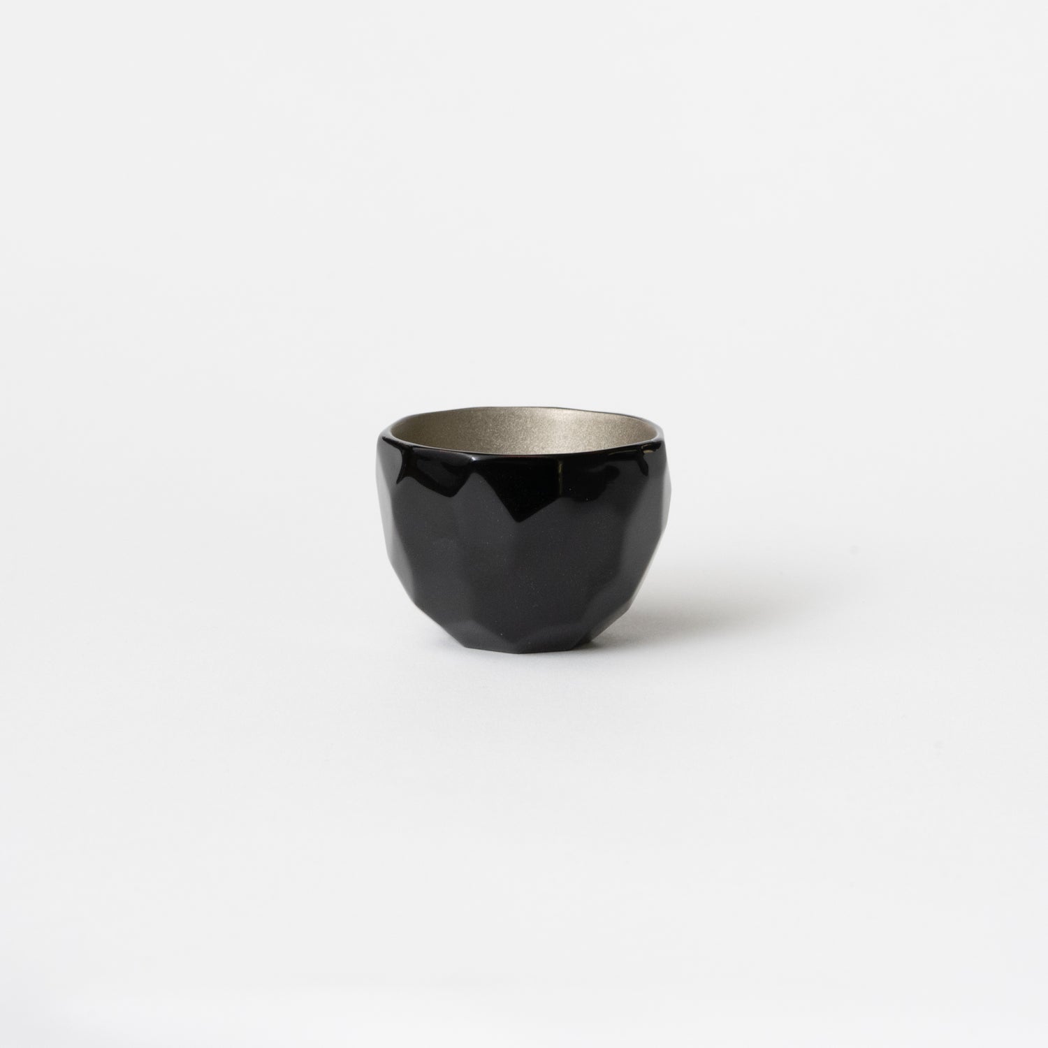 Black Faceted Sake Cup / Takao Togashi