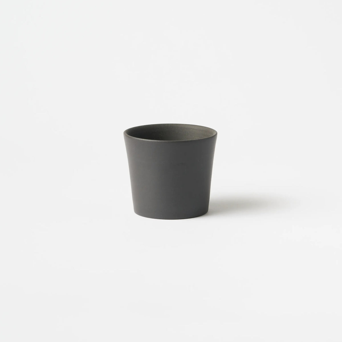 Red Clay Tea Cup / Black