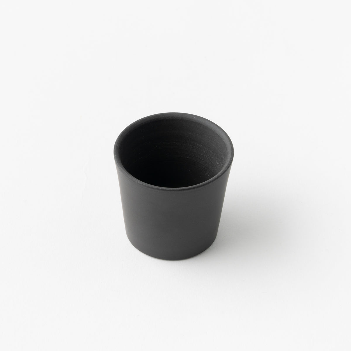 Red Clay Tea Cup / Black