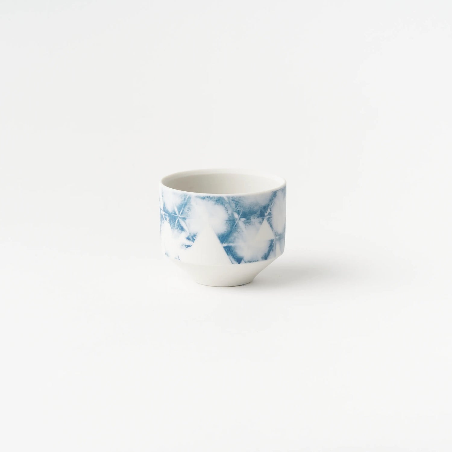 Sake Cup Sankaku-Blue (Unglazed) / Ai Inoue