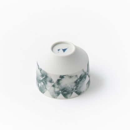 Sake Cup Sankaku-Green (Unglazed) / Ai Inoue