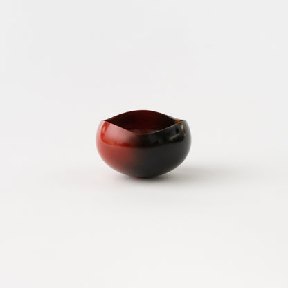 Swing Sake Cup (Akebono)  / Eiko Tanaka