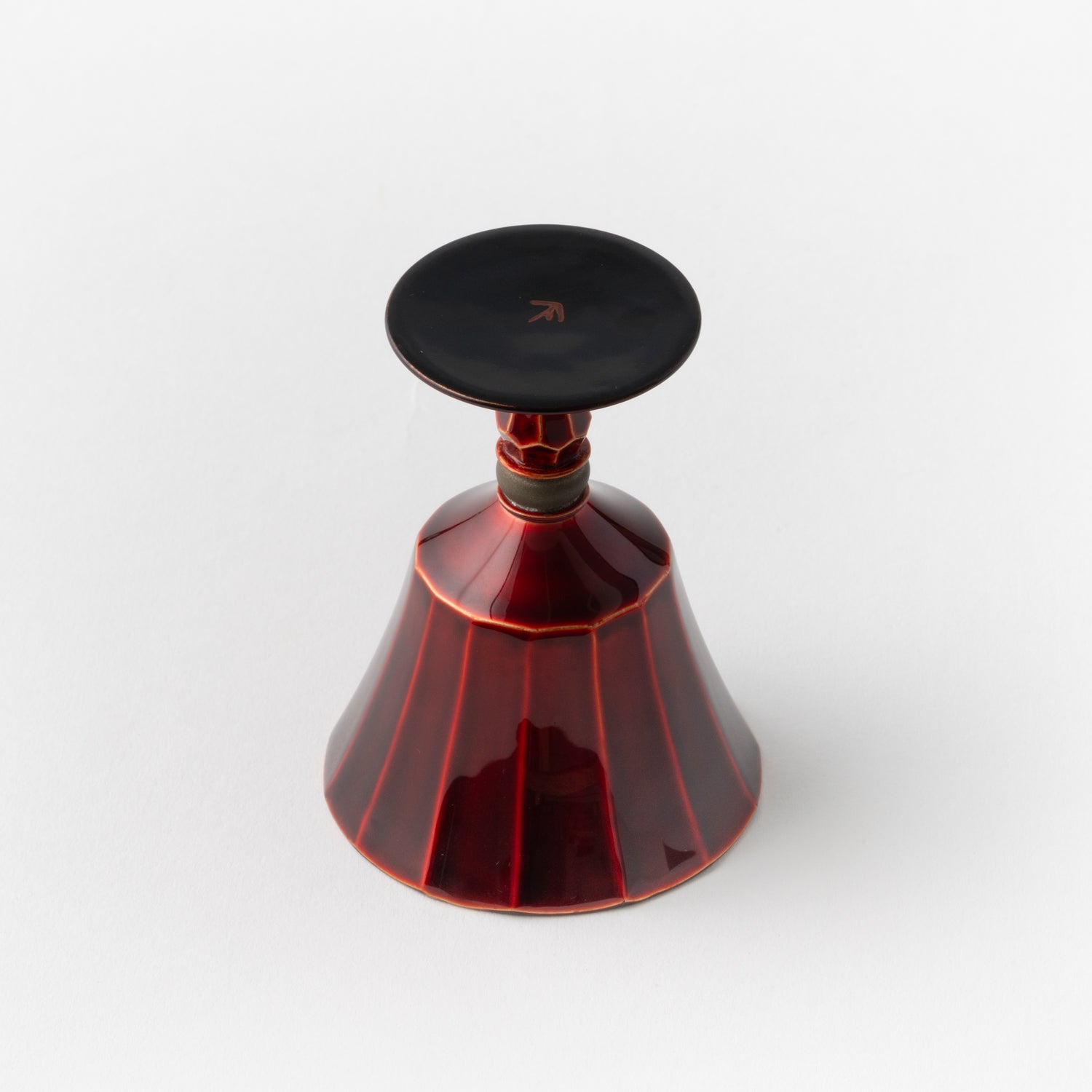 Tamamushi-nuri Stem Sake Cup Faceted Sides / Takao Togashi