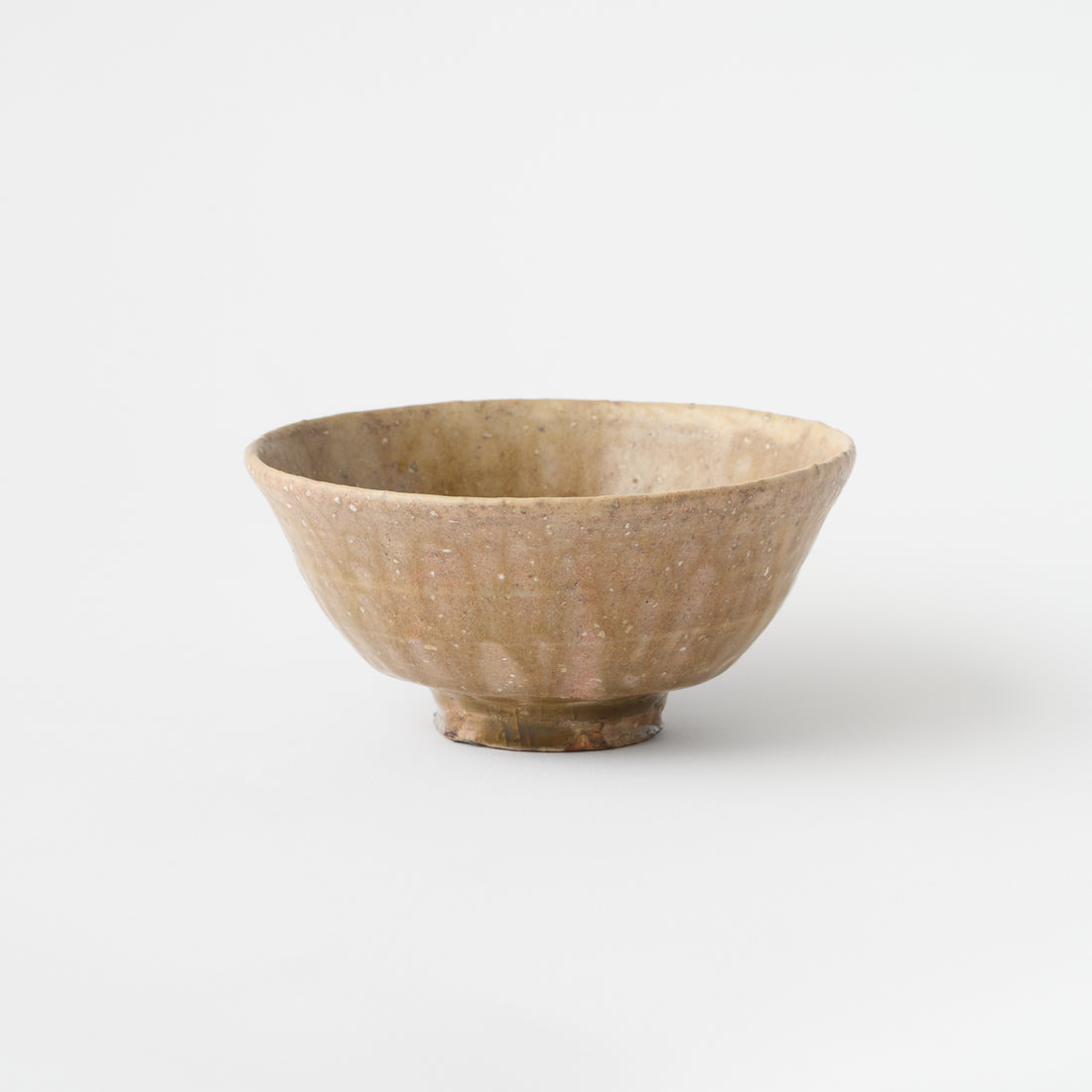 Ash Glaze Tea Bowl / Takao Tahara